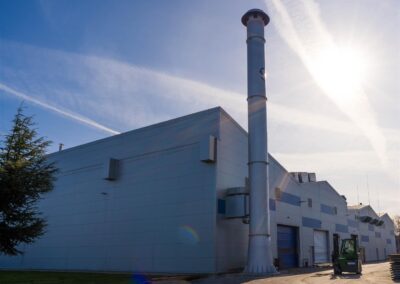 Poslovna hala tvrtke HF Belišće u Belišću